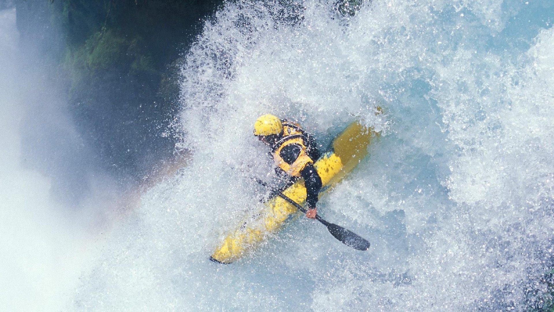 德甲欧战遭遇黑色一周，多特蒙德惨败受辱，拜仁慕尼黑客场受阻
