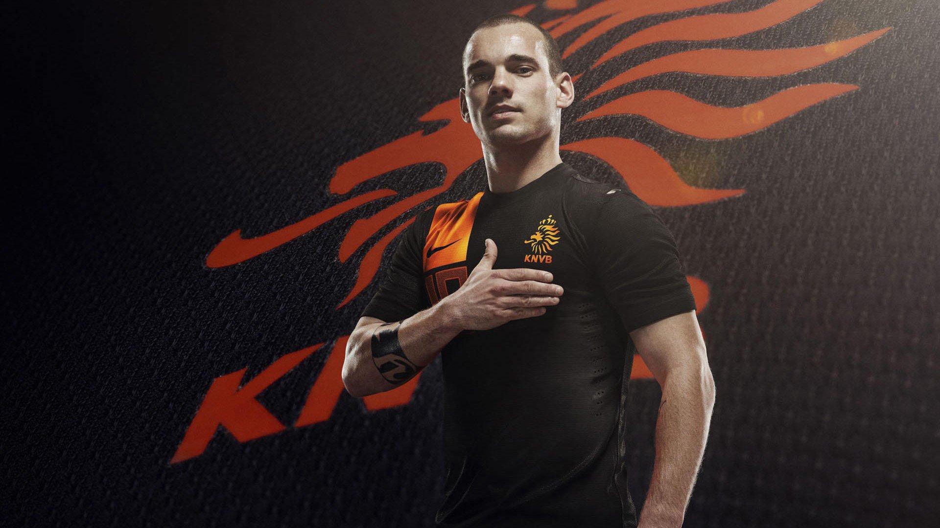 安东尼泪洒训练场，阿贾克斯，求求你，放我去曼联吧！